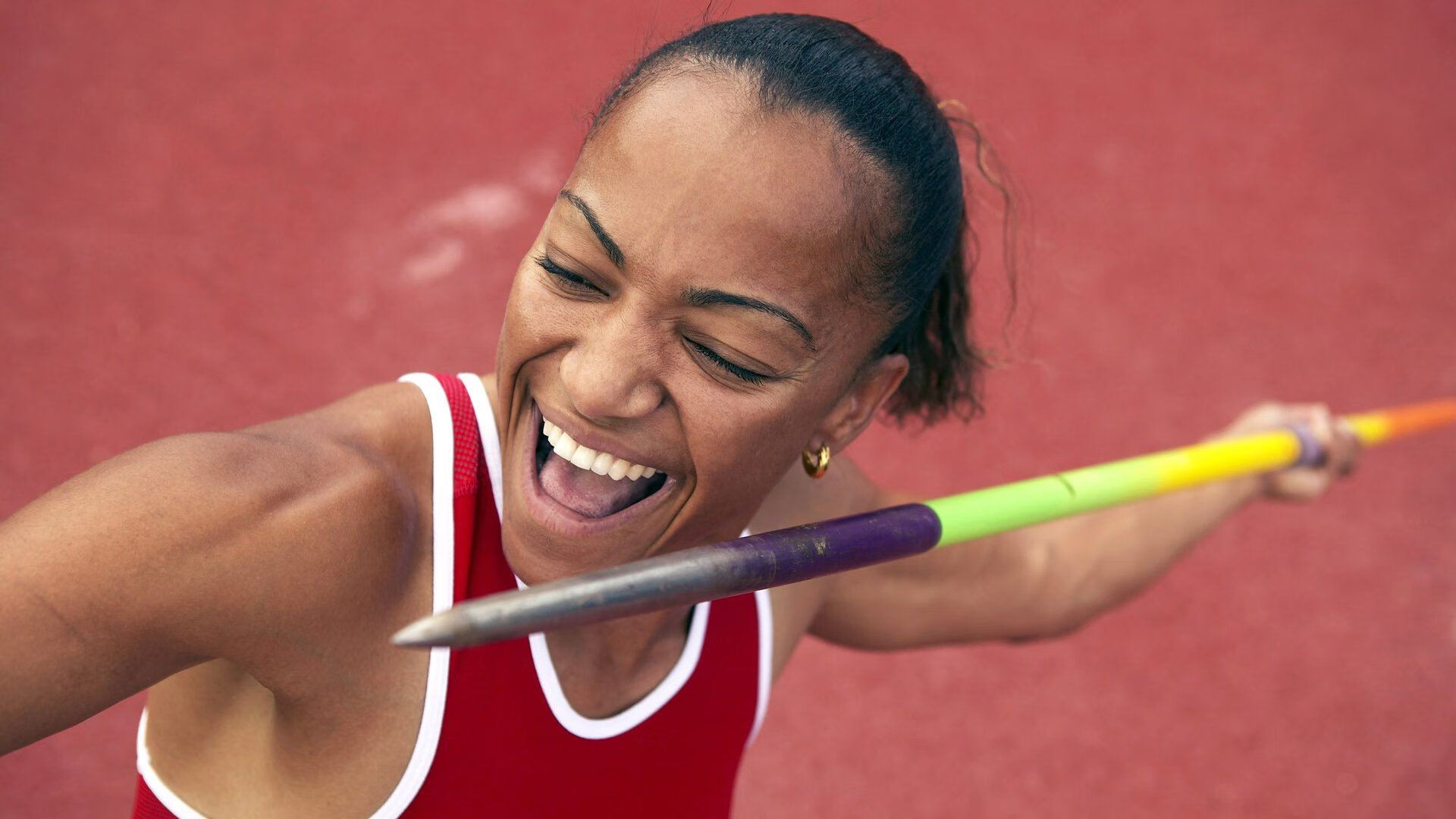 绿茵场上的唯一性,当欧洲红魔遇见非洲雄狮,C罗的硬仗哲学如何跨越时空共鸣?